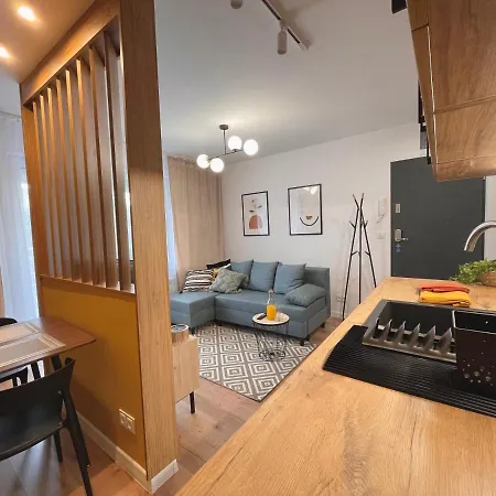 Za Ratuszem - Z Balkonem Radom