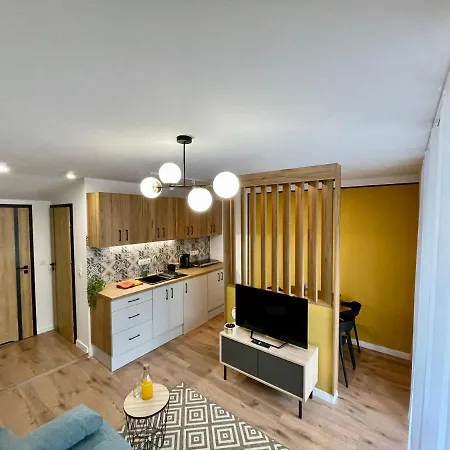 Za Ratuszem - Z Balkonem