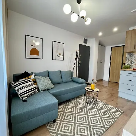 Za Ratuszem - Z Balkonem Radom