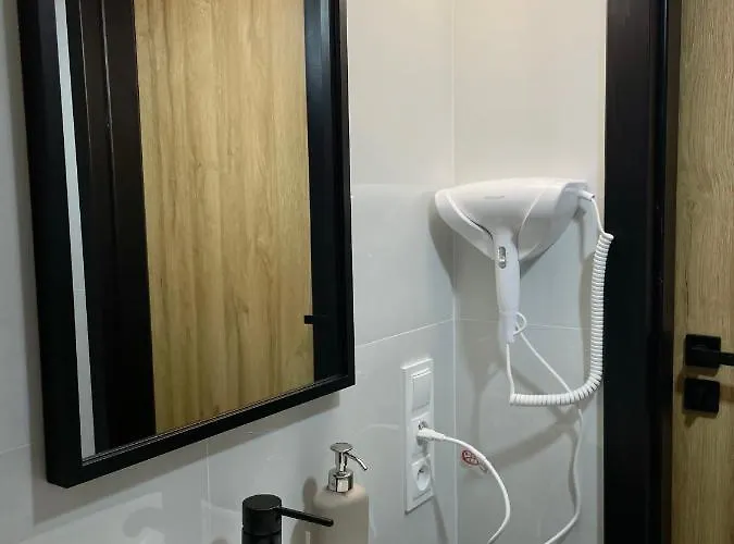 Za Ratuszem - Z Balkonem Apartment *